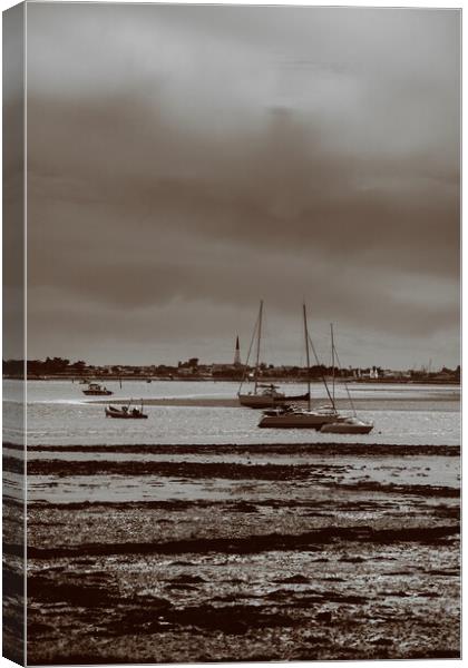 pleasure boats at lowtide in sepia Canvas Print by youri Mahieu