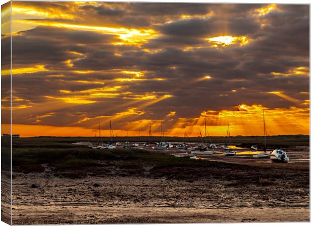 Majestic North Norfolk Sunset Canvas Print by Heidi Hennessey