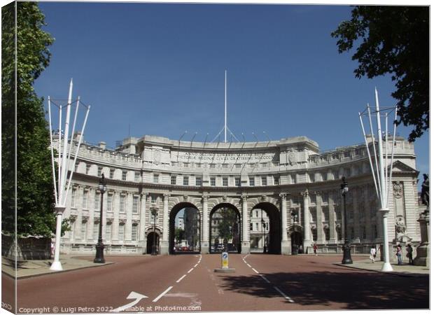 The Admiralty Arch in London, United Kingdom. Canvas Print by Luigi Petro