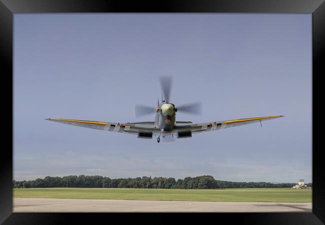 Spitfire, low level flypast Framed Print by Simon Westwood