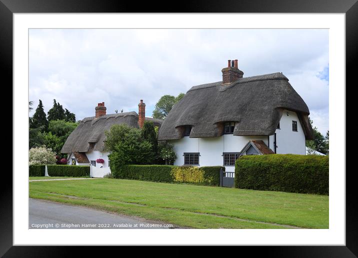 Essex Thatched Cottages Framed Mounted Print by Stephen Hamer