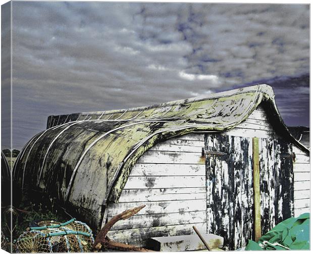 Lindisfarne boat shed Canvas Print by Colin Chipp