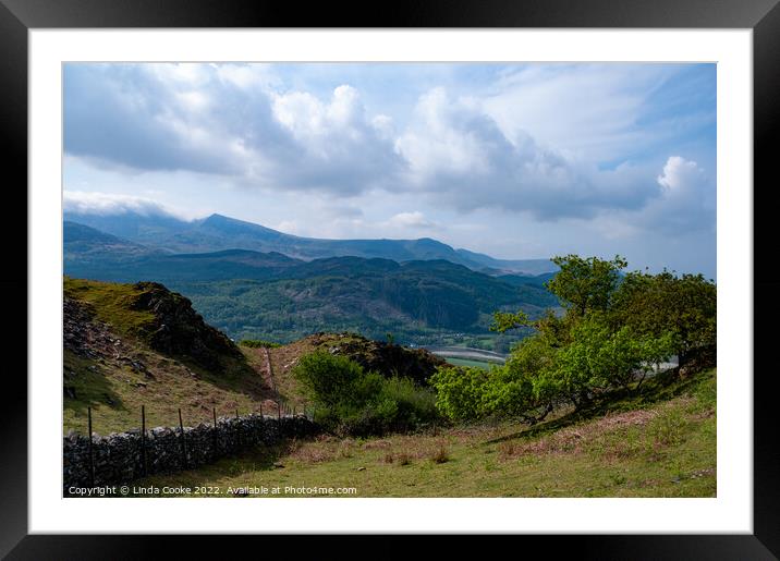 Cader Idris from New Precipice Walk Framed Mounted Print by Linda Cooke