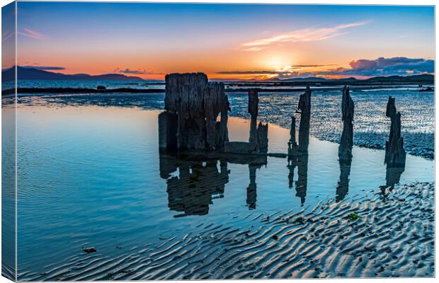 Ardrossan Sunset Canvas Print by Valerie Paterson