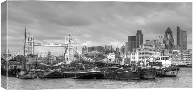 River Thames and Tower Bridge Canvas Print by David French