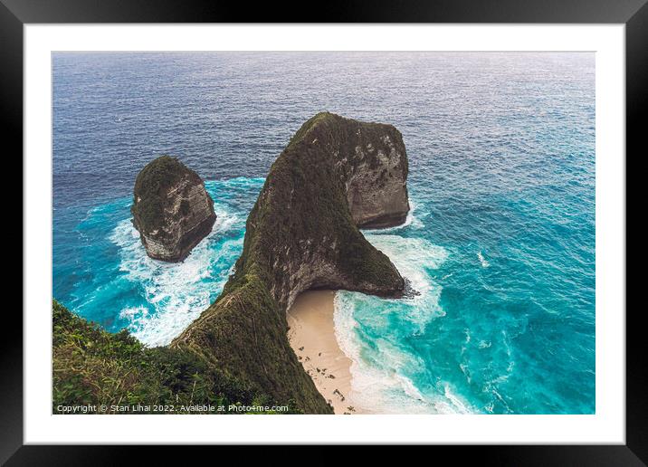 Manta Bay on Nusa Penida Island Framed Mounted Print by Stan Lihai