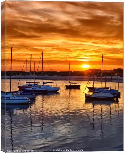 Serene Sunset in Beadnell Canvas Print by Rodney Hutchinson