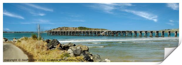 Coffs Harbour waterfront beach and jetty. Print by Geoff Childs
