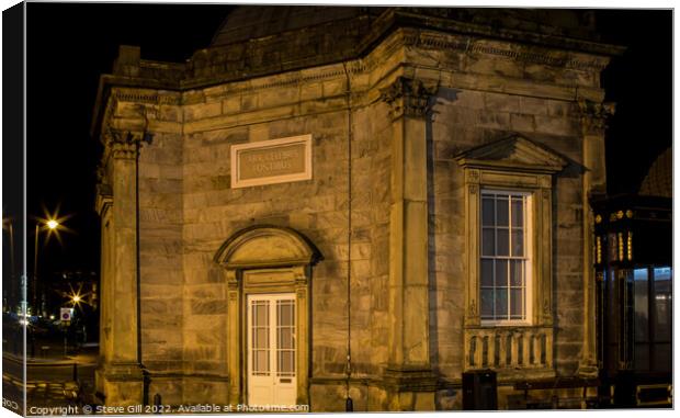 Royal Pump Room Museum in Harrogate at Night. Canvas Print by Steve Gill