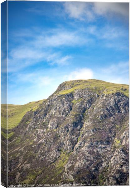 Mountain top over Buttermere Canvas Print by Simon Connellan