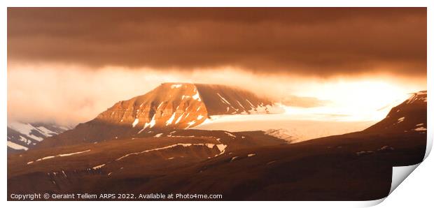 Mountains and glaciers near Longyearbyen, Spittsbergen, Svalbard, Norway Print by Geraint Tellem ARPS