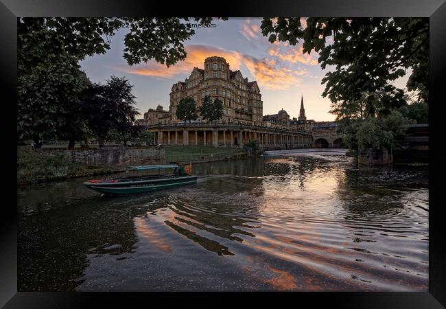 Boat on the river Avon, Bath at sunset Framed Print by Duncan Savidge