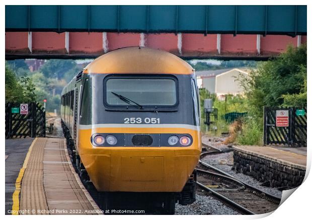 Heritage HST passing through Print by Richard Perks