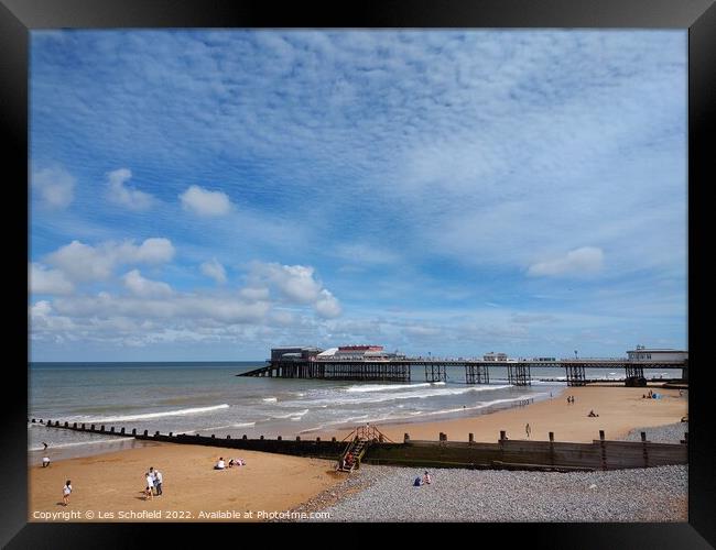 Majestic Cromer Pier Framed Print by Les Schofield
