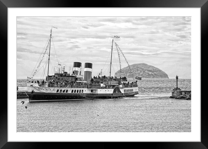 PS Waverley entering Girvan harbour. Abstract  Framed Mounted Print by Allan Durward Photography