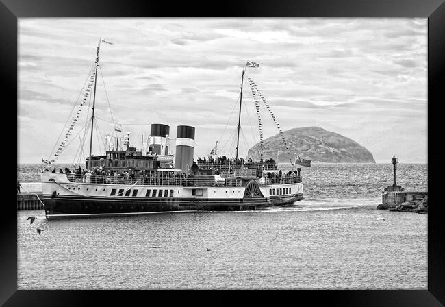PS Waverley entering Girvan harbour. Abstract  Framed Print by Allan Durward Photography