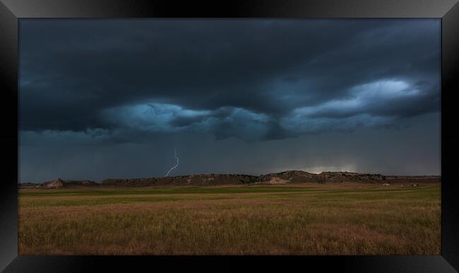 Asperitas cloud lightning, Wyoming Framed Print by John Finney