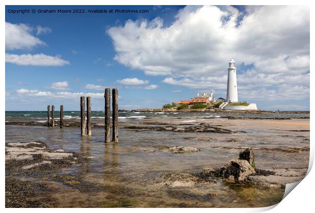 St Marys lighthouse Print by Graham Moore
