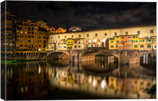 Ponte Vecchio in Florence at night Canvas Print by Simo Wave
