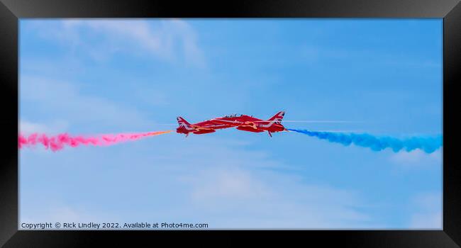 The Red Arrows Synchro Pair Framed Print by Rick Lindley