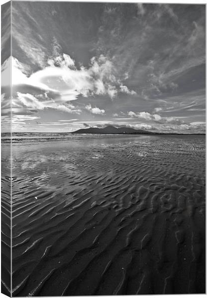 Ripples in the Sand Canvas Print by pauline morris