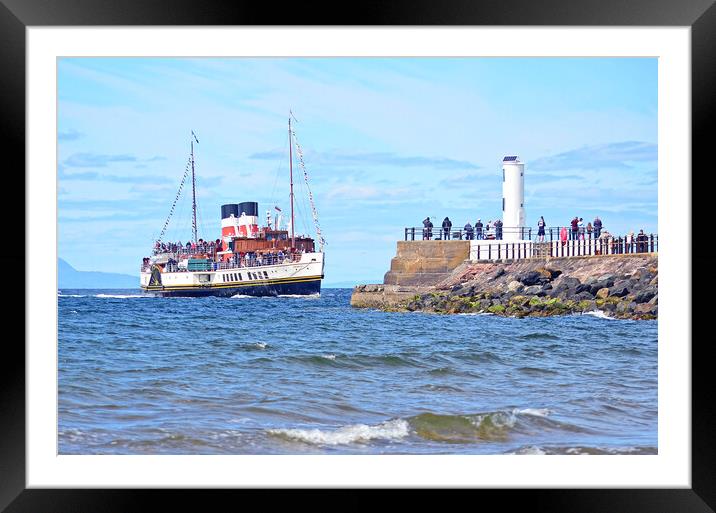 Paddle steamer Waverley entering Ayr harbour Framed Mounted Print by Allan Durward Photography