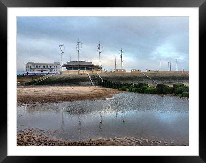 Cleveleys Promenade. Framed Mounted Print by Lilian Marshall
