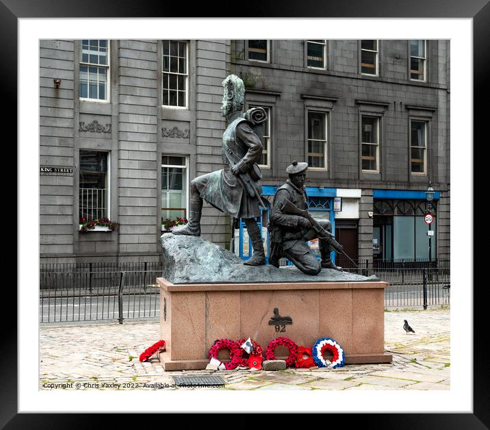 Gordon Highlanders memorial statue, Aberdeen Framed Mounted Print by Chris Yaxley