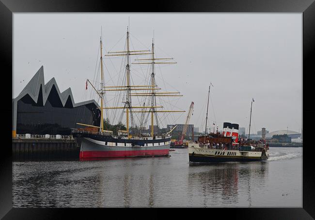Glenlee and PS Waverley, River Clyde, Glasgow Framed Print by Allan Durward Photography