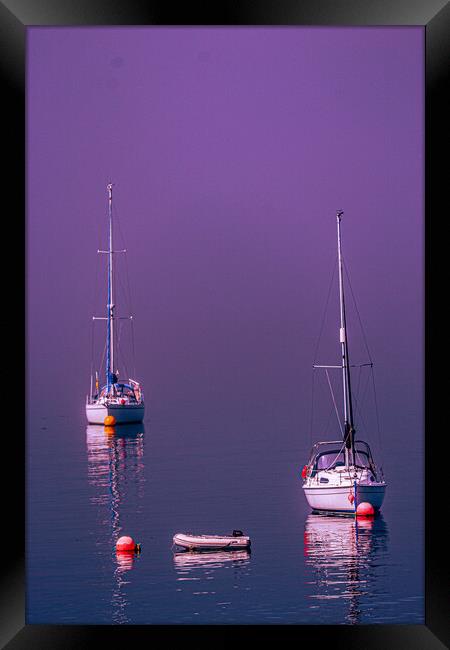 Misty morning at Oban harbour Framed Print by alan todd