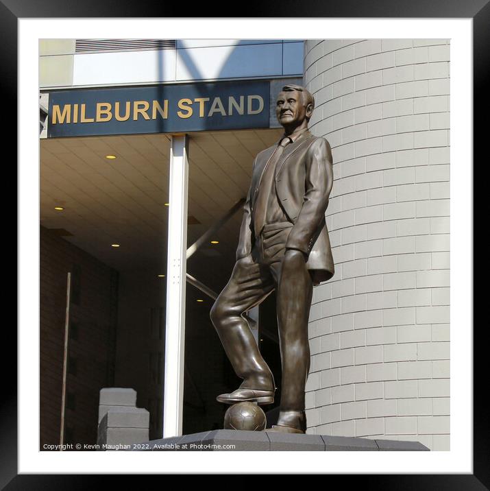Sir Bobby Robson Statue Framed Mounted Print by Kevin Maughan