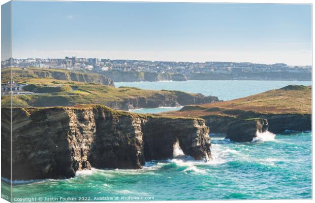 Newquay and Trevelgue Head, North Cornwall Canvas Print by Justin Foulkes