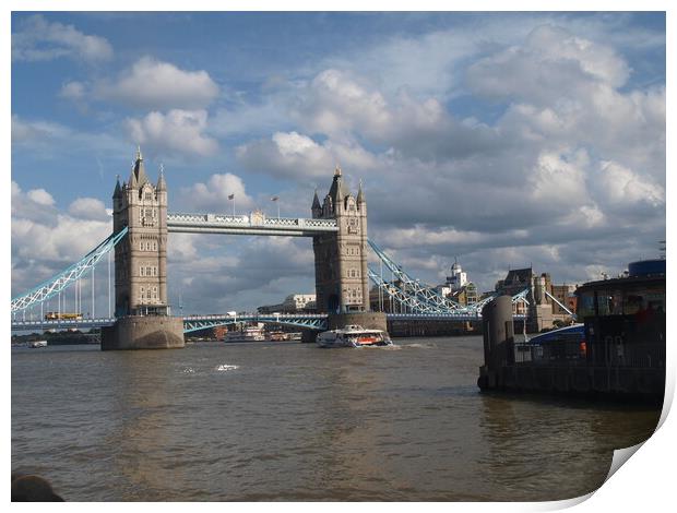 Majestic Tower Bridge in London Print by Simon Hill