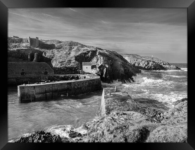 Porthgain Harbour, Pembrokeshire. Black & White Framed Print by Colin Allen