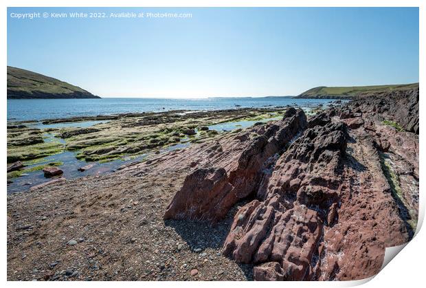 Pure blue skies over Manorbier beach in Pembrokshi Print by Kevin White