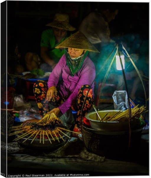 Lady Cooking Street Food in Hoi An Vietnam Canvas Print by Paul Stearman
