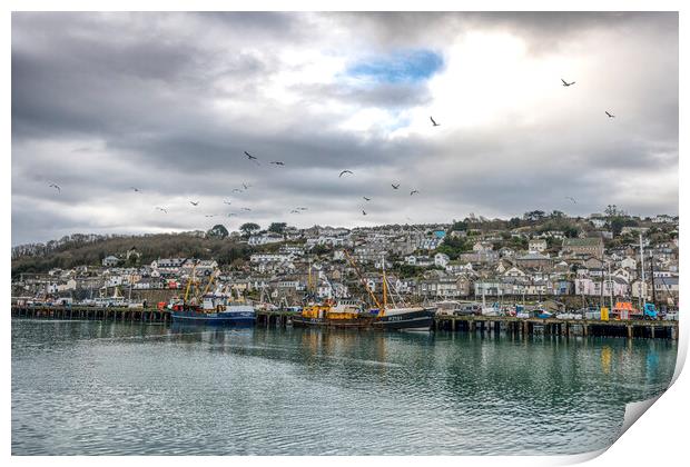Newlyn harbour, fishing boats Print by kathy white