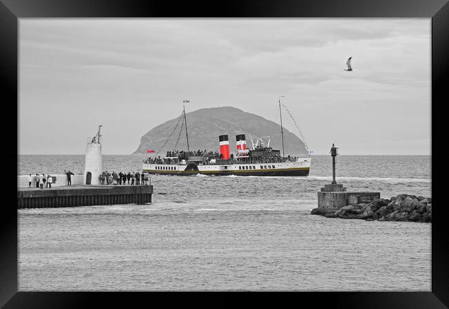 PS Waverley majestically departing Girvan Framed Print by Allan Durward Photography