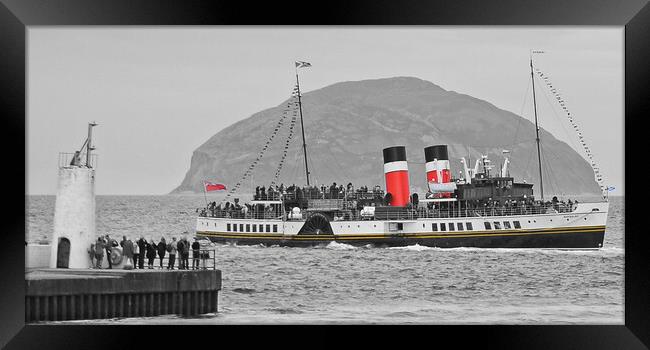 PS Waverley out of Girvan Framed Print by Allan Durward Photography