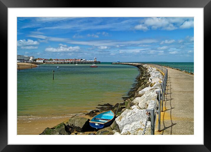 Neptunes Arm and Herne Bay Pier  Framed Mounted Print by Darren Galpin