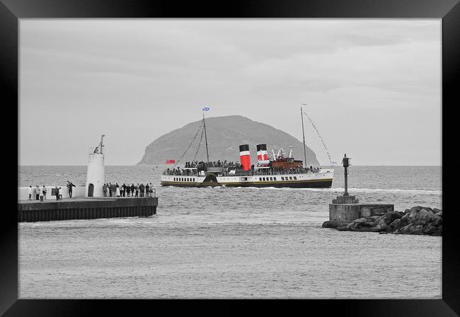 PS Waverley having just left Girvan (abstract) Framed Print by Allan Durward Photography