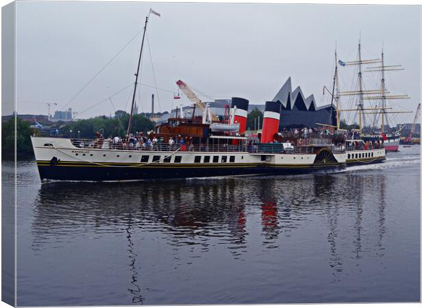 PS Waverley passing her place of birth Canvas Print by Allan Durward Photography