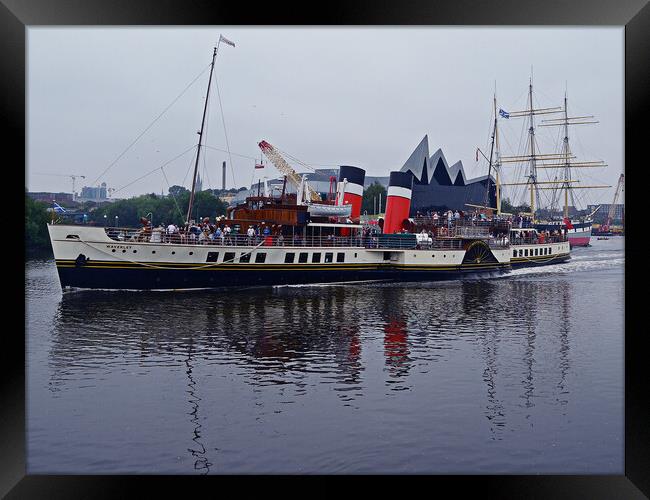 PS Waverley passing her place of birth Framed Print by Allan Durward Photography