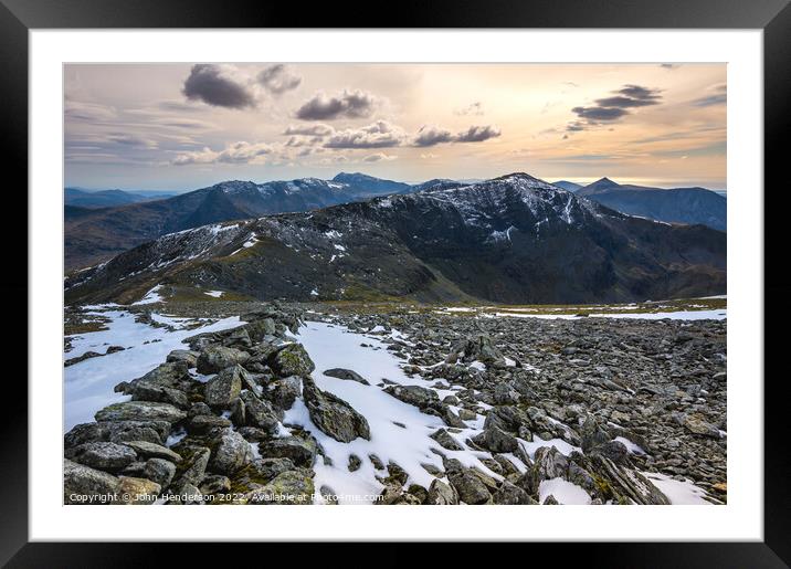 Snowdonia mountains. Framed Mounted Print by John Henderson