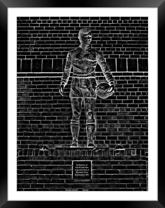Ibrox disaster memorial statue (abstract) Framed Mounted Print by Allan Durward Photography