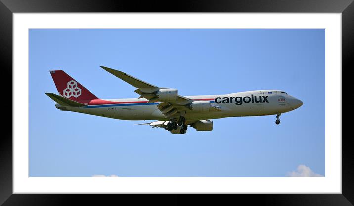 Boeing 747-8F Cargolux about to land Framed Mounted Print by Allan Durward Photography