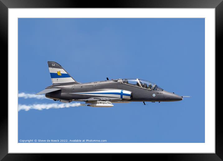 Finnish Air Force BAE Hawk Fighter Jet Framed Mounted Print by Steve de Roeck