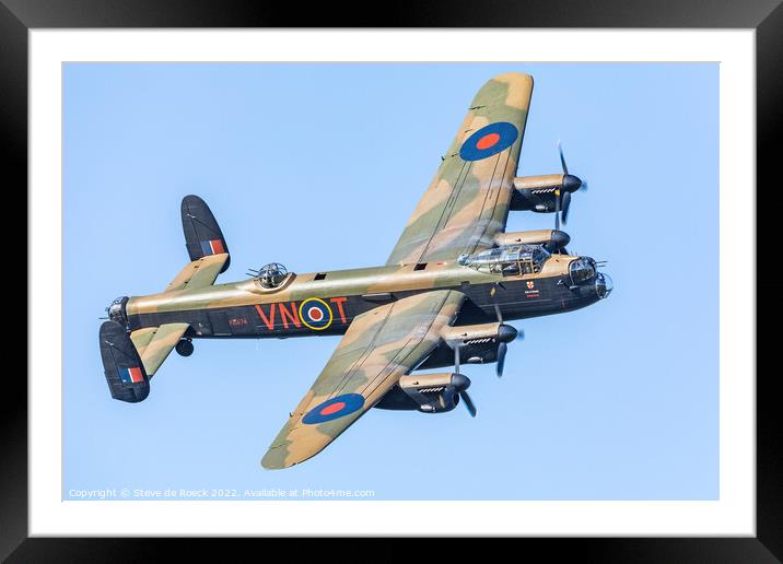 Avro Lancaster Bomber PA474. The Last. Framed Mounted Print by Steve de Roeck