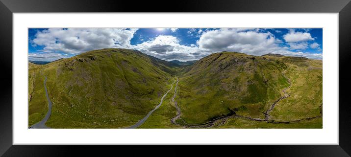 Panoramic view over the beautiful landscape of Peak District National Park Framed Mounted Print by Erik Lattwein