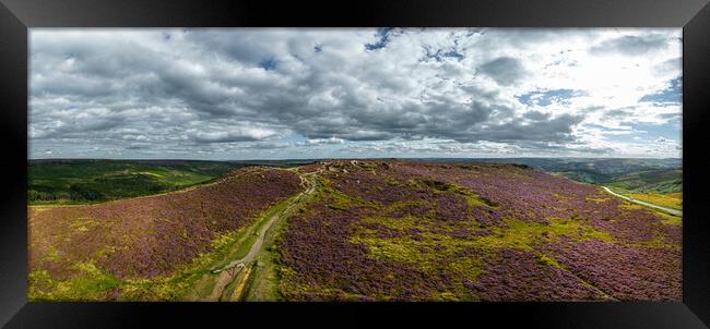 Peak District National Park - panoramic view over the heather fields Framed Print by Erik Lattwein